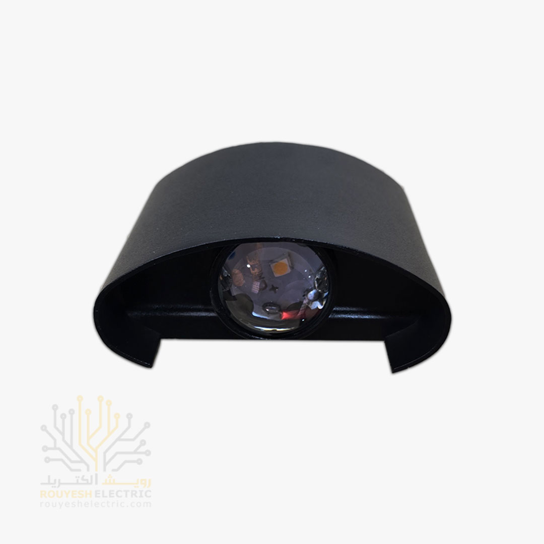 چراغ دیواری دکوراتیو 2 وات برند ایران مهر مدل قطاری بدنه ABS مشکی نور آفتابی